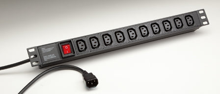 Bandeau d'alimentation 19" 1U 8 sorties francaises avec un parasurtenseur, prise française
